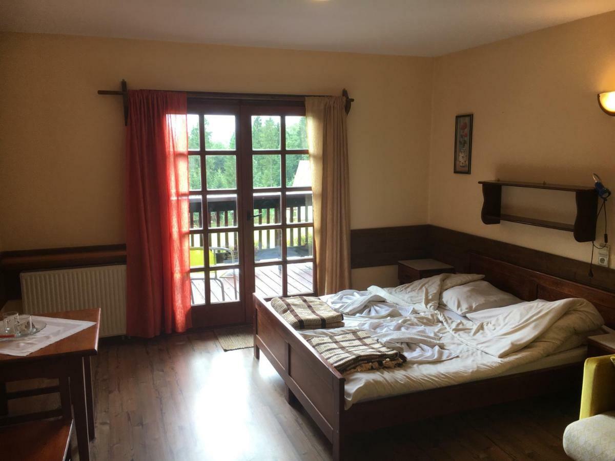 Bed and Breakfast Gosciniec Pod Smrekami Чорштин Екстер'єр фото