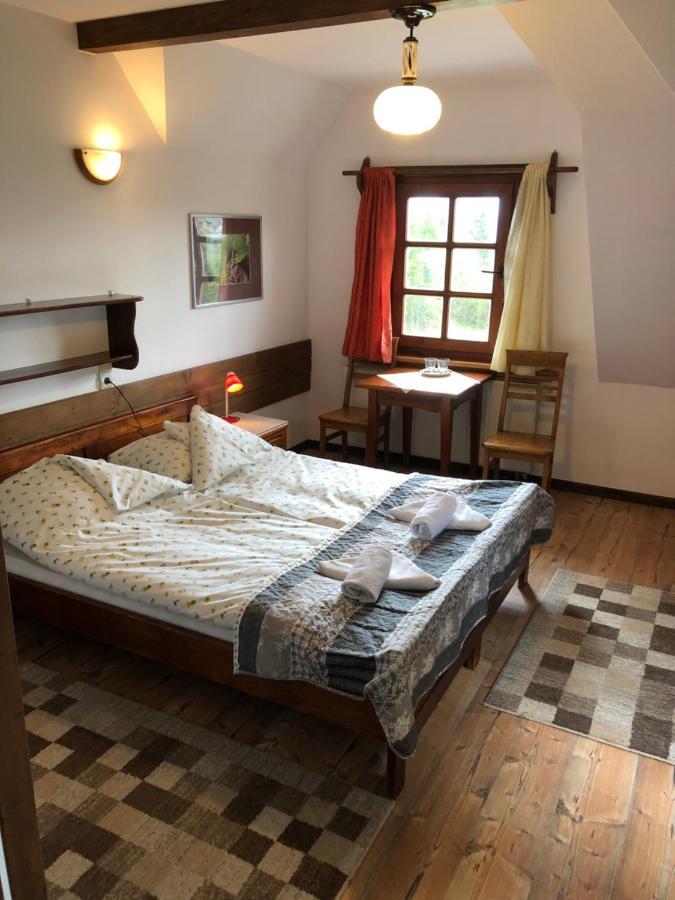 Bed and Breakfast Gosciniec Pod Smrekami Чорштин Екстер'єр фото